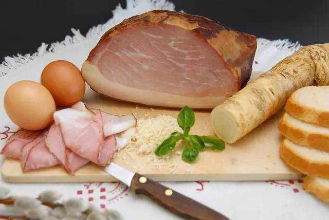 Die klassische „Osterjause“ nach der Fleischweihe am Karsamstag ist nach wie vor für viele das Highlight. | Foto: Girnerhof