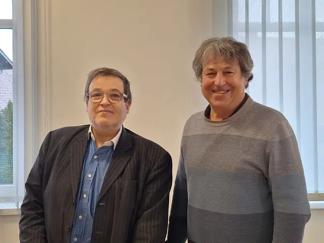 Rainer Wokatsch (links) und Anton Edler vom Österreichischen Erfinderverband. | Foto: MeinBezirk/Anja Kern
