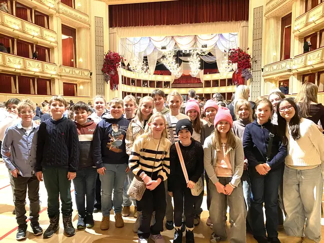Schüler der Mittelschule in der Staatsoper. | Foto: MS Kitzbühel
