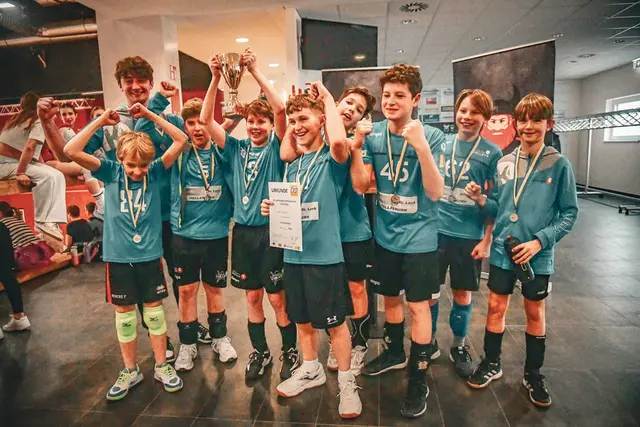 Bei der U14-Landesmeisterschaft der Burschen erreichte das Team der UNIONvolleys Bisamberg-Hollabrunn den zweiten Platz. | Foto: UNIONvolleys