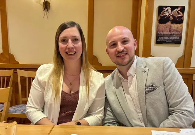 Julia Kaiser (SPÖ) wurde zur Vizebürgermeisterin gewählt. Bürgermeister Peter Reitzner (SPÖ) freut sich über die Zusammenarbeit. | Foto: Tanja Handlfinger