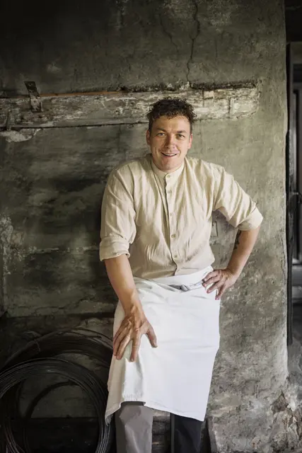 Philip Rachinger kocht im "Ois". Es ist mit 4 Falstaff-Gabeln das am besten bewerteste Gasthaus im Bezirk Rohrbach.  | Foto: Andreas Balon