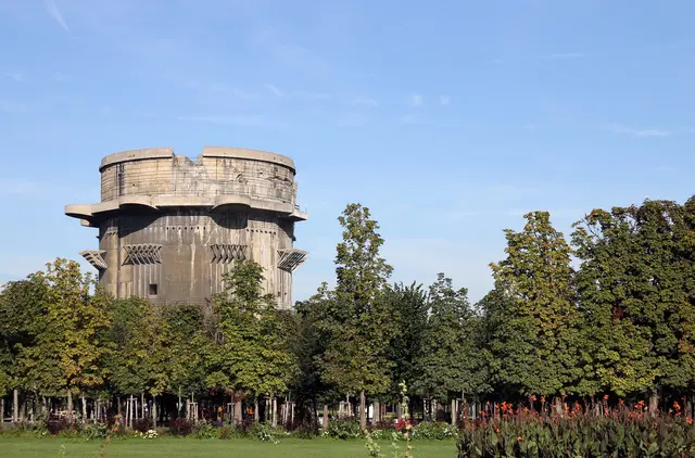 Der Augarten zwischen Leopoldstadt und Brigittenau zählt zu den schönsten Orten für einen Frühlingsspaziergang zwischen blühenden Wiesen und alten Baumalleen. | Foto: smarterpix/goceristeski