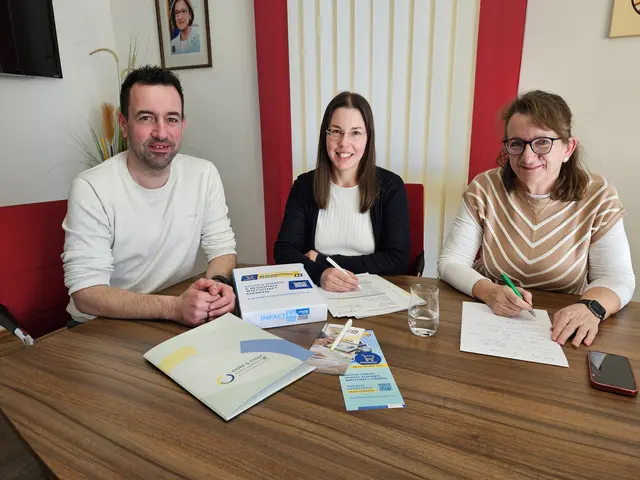 Bürgermeister Andreas Straßer, Regionalberaterin Manuela Hirzberger und Amtsleiterin Maria Kletzl. | Foto: Marktgemeinde Echsenbach