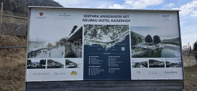 Dieses Plakat deutet noch auf das Hotelprojekt hin. Vorerst ist der Kaiserhof aber leider vom Tisch. | Foto: Privat