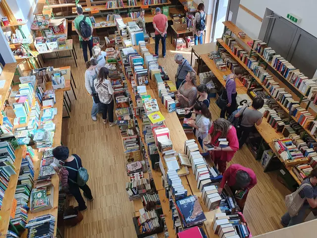 Traditionell findet in der Welser Kirche St. Franziskus in der Vogelweide der jährliche Bücherflohmarkt statt. | Foto: Pfarre Sankt Franziskus