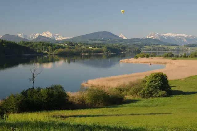 Der Wallersee. So wie alle Flachgauer Seen neun Monate im Jahr zu kalt zu baden. | Foto: Foto: Tourismus GmbH