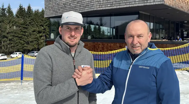 Sohn-Vater-Beziehung (von links): Geschäftsführer Andreas Hennerbichler jun. und Obmann Andreas Hennerbichler sen. | Foto: MeinBezirk/Roland Wolf