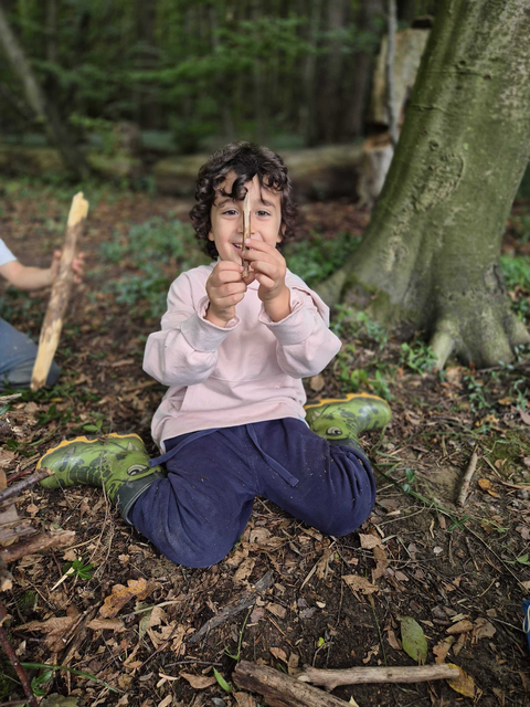 Spielzeuge liefert die Natur | Foto: Bianca Schaufler / Waldkindergarten Gablitz