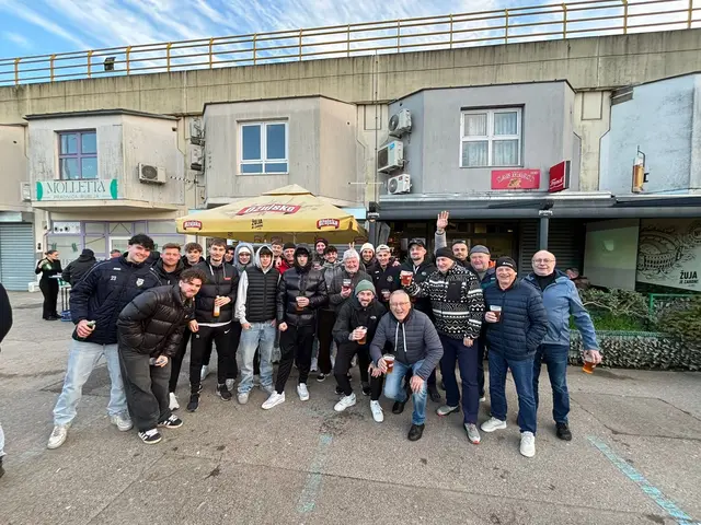 Im Trainingslager besuchten die Florianer auch ein Ligaspiel des NK Istra. | Foto: TUS Groß St. Florian