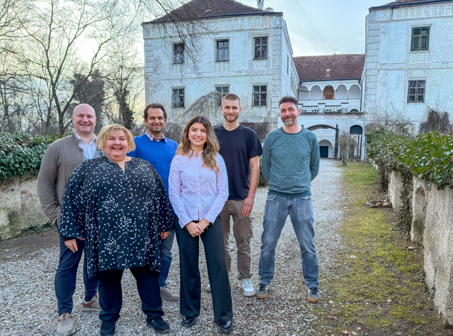 Petra und Christian Strasser, Johannes Steinbrener, Emilia Brunner alias "DJ Milia", Rene Anzengruber alias DJ Ancid und DJ Chris Salivan. | Foto: Doms/ MeinBezirk