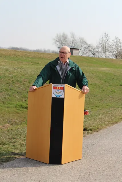 Zeitzeuge Friedrich Witzany, der von Beginn an zu den führenden Gegnern des Projekts gehörte | Foto: MeinBezirk/Ulrike Plank