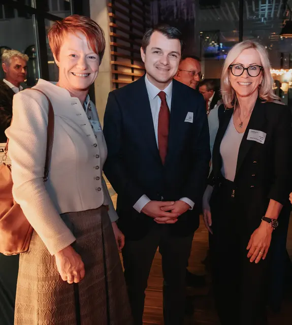 Christine Lintner, Kurt Berek, Claudia Draxl. Kufsteinerland Wirtschaftsgespräche des TVB Kufsteinerland. | Foto: (C) TVB Kufsteinerland Thorben Jureczko