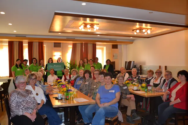 Altfunktionärinnen und der Gebietsvorstand der Bäuerinnen im Gebiet Groß Gerungs.
 | Foto: Anna Maurer / Bäuerinnen Gr. Gerungs