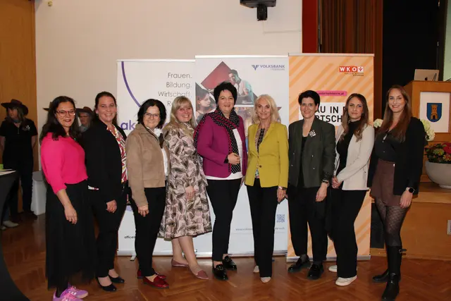 Frauen-Power im Volksheim Köflach mit Ehrengästen und Organisatorinnen | Foto: René Lederer