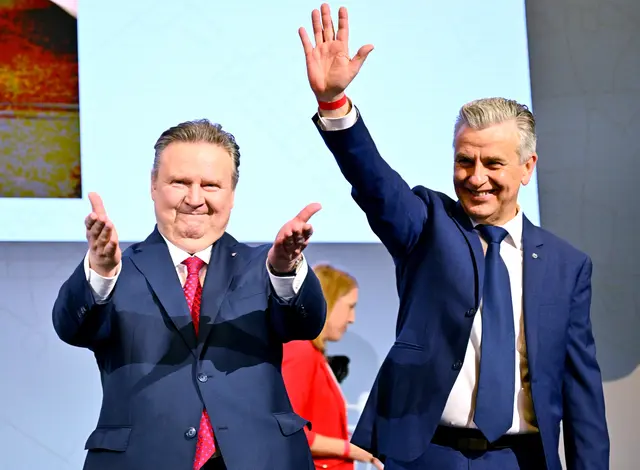 Der Wiener SPÖ-Rathausklub hat am Donnerstag seine zweitägige Klausur im burgenländischen Andau begonnen. Im Foto: Bürgermeister Michael Ludwig (SPÖ, li.) und SPÖ Wien-Klubvorsitzende Josef Taucher. | Foto: APA-Images / APA / HANS KLAUS TECHT