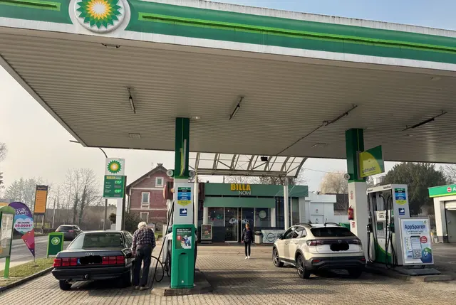 Die Regierung hat angekündigt, dass Tankstellenbetreiber die Spritpreise nur mehr drei Mal wöchentlich erhöhen dürfen. Die Branche läuft dagegen Sturm. | Foto: Franz Gruber