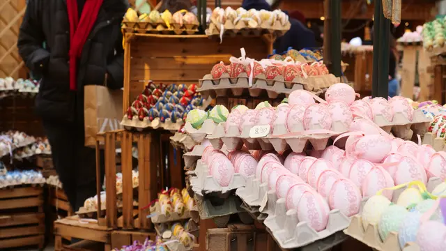 Bei den Ostermärkten in Wien kann neben österlichen Köstlichkeiten auch Osterschmuck erworben werden. | Foto: Max Spitzauer/MeinBezirk