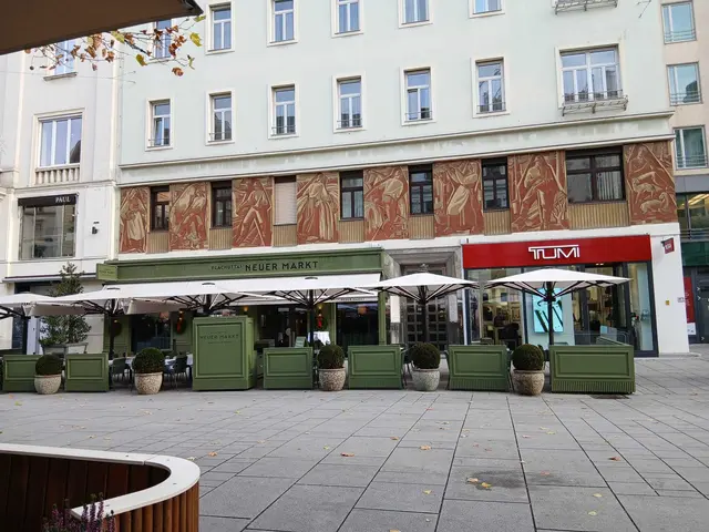 Die FPÖ möchte, dass Schanigärten künftig nicht mehr über die Front des Lokals, zu dem sie gehören, hinausragen dürfen.   | Foto: z.V.g.