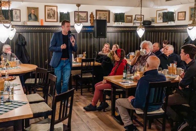 Landesrat Stefan Kaineder in Bad Ischl. | Foto: Grüne OÖ