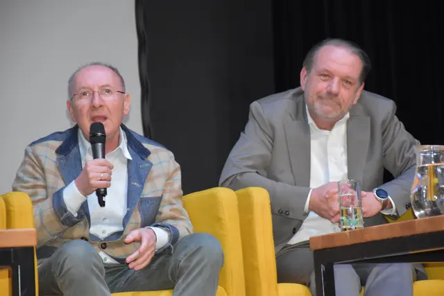 Hausarzt Peter Sigmund und WKO-Vizepräsident Andreas Herz zum Thema "Man(n) kann reden" | Foto: MeinBezirk/Waltraud Fischer