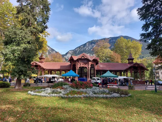 Bauernmarkt im Kurpark Reichenau an der Rax
Termine 2026:
immer von 9:00 bis 15:00 Uhr
5. April – 1. Sonntag im Monat (Ostersonntag)
3. Mai – 1. Sonntag im Monat
14. Juni – Achtung: 2. Sonntag im Monat
6. September – 1. Sonntag im Monat
4. Oktober – 1. Sonntag im Monat

Wir freuen uns auf euren Besuch im Kurpark Reichenau an der Rax. 