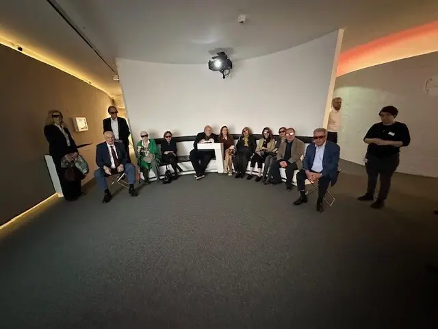 Erlebnisse mit der 3D-Brille. Der MC Tirol zu Gast im Audioversum mit Julia Sparber-Ablinger  | Foto: MC Tirol