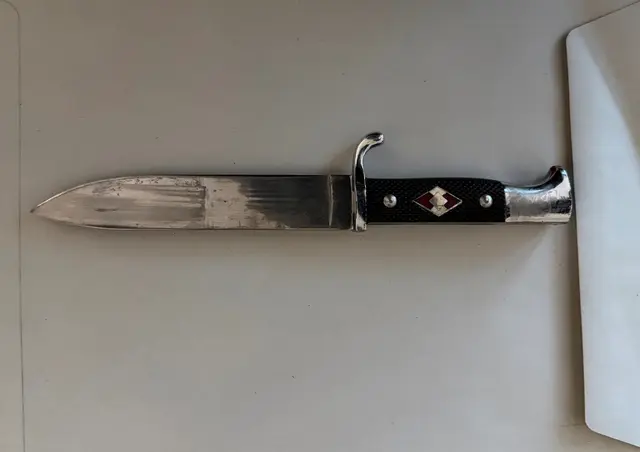 Mit einem Messer bewaffnet tauchte ein Mann Freitagmorgen plötzlich im Hauptbahnhof auf. | Foto: LPD Wien