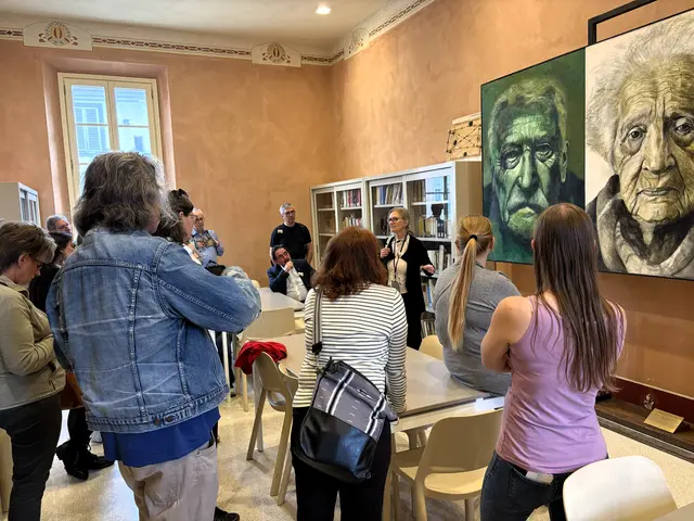 Bei Rundgängen tauchten die Gäste in die toskanische Geschichte in der Ära von Faschismus und 2. Weltkrieg ein. | Foto: Bewusstseinsregion