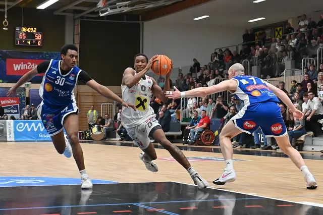 Die Flyers Wels durchbrachen die Gunners-Defensive und holten einen klaren Heimsieg. | Foto: Basketball Austria/Uwe Winter