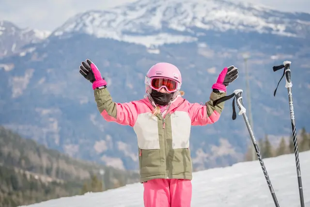 Ein Spaß für Groß und Klein: Der 14. Familienskitag der Kärntner Feuerwehren auf dem Katschberg.