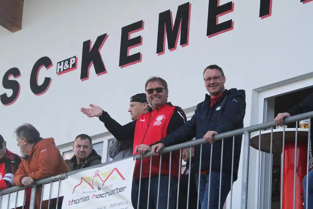 SC H&amp;P Kemeten - Präsentent Erwin Hochwarter war vor dem Spiel optimistisch - und nach dem Spiel mit dem Punktgewinn zufrieden.  | Foto: Peter Seper