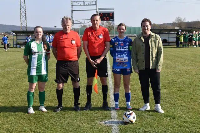 Spielpatronanz: Victoria Mihalits (Kapitänin MSV2020), Schiedsrichter Gustav Boandl, Assistent Harald Gschiel, Leonie Pinter (Kapitänin Südburgenland 1c), Adrian Kubat | Foto: MeinBezirk/Michael Strini