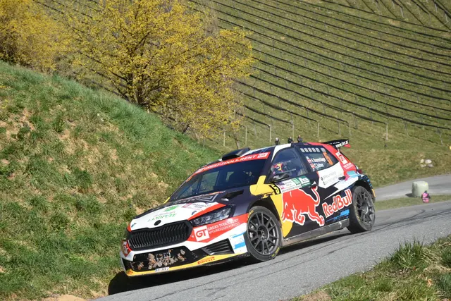 Raimund Baumschlager im Skoda Fabia Rally2 | Foto: Harald Illmer