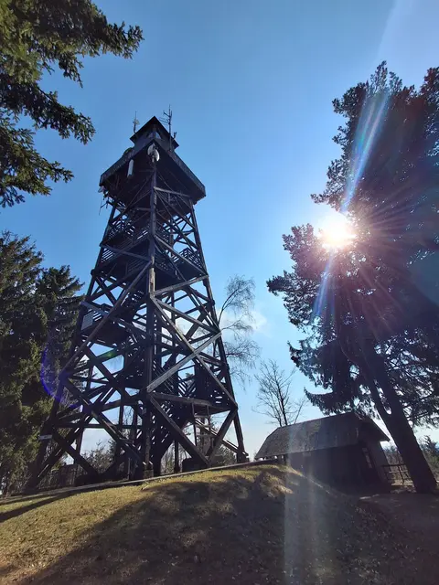 Aussichtswarte Hutwisch | Foto: Gold Michaela