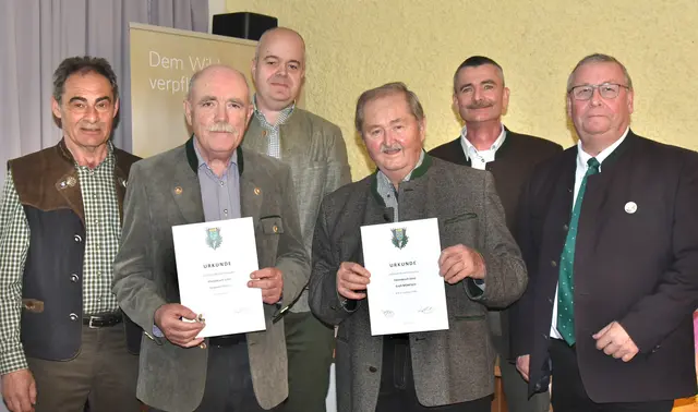Ehrenbruch in Gold: Leopold Kraus, Erich Mokesch,   | Foto: Herbert Schleich
