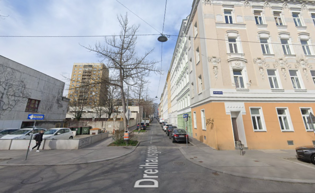 Am Sonntagnachmittag brannte es in einer Wohnung in dieser Straße. (Archiv) | Foto: Screenshot Google Maps