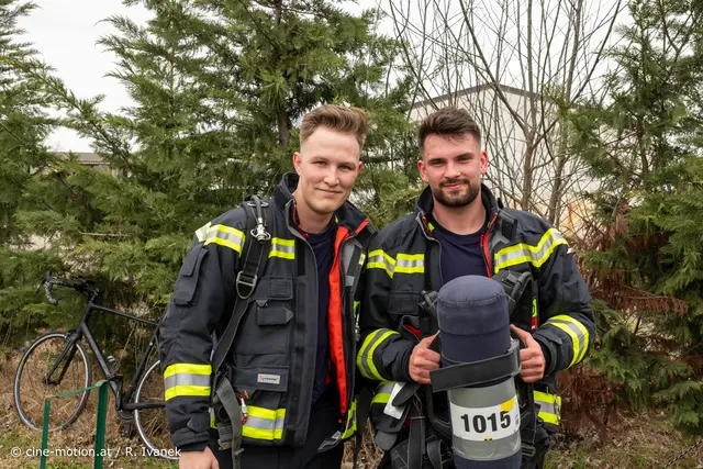 Unsere Feuerwehrhelden, die als erste die Ziellinie überquerten: Manuel Müllner und Oliver Graf (vlnr). | Foto: cine-motion.at / R. Ivanek