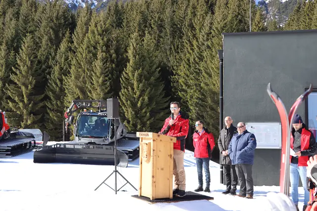 Geschäftsführer Florian Singer blickte auf die Geschichte der Bergbahnen Berwang zurück. | Foto: MeinBezirk/Hartman