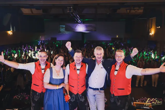 Das Publikum war begeistert, die Organisatoren von "Ligist 3" ebenso. | Foto: Ligister Musi Boom