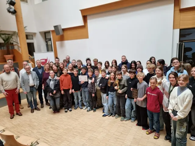 Die Schülerinnen und Schüler engagierten sich im Umweltschutz. | Foto: BORG Hermagor