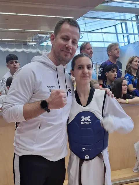 Coach Christian Lenzi und Elena Huber