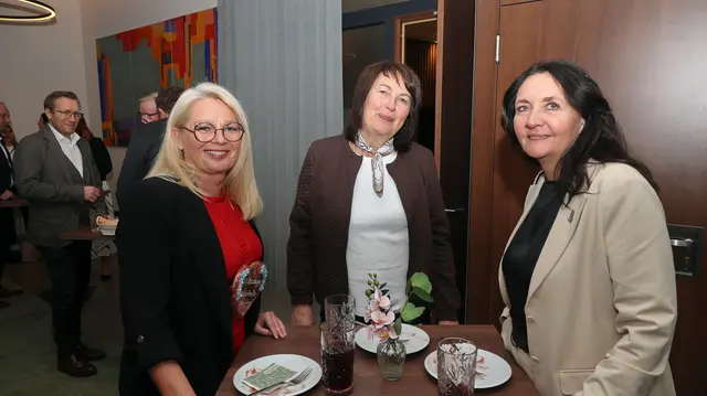 Alexandra Aschauer, Stadträtin Anita Huber und Vizebgm. Mascha Auracher | Foto: Helmut Klein