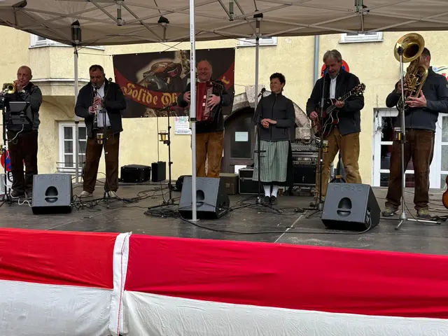 Musikalische Unterhaltung beim Abschiedsfest. | Foto: Krackl