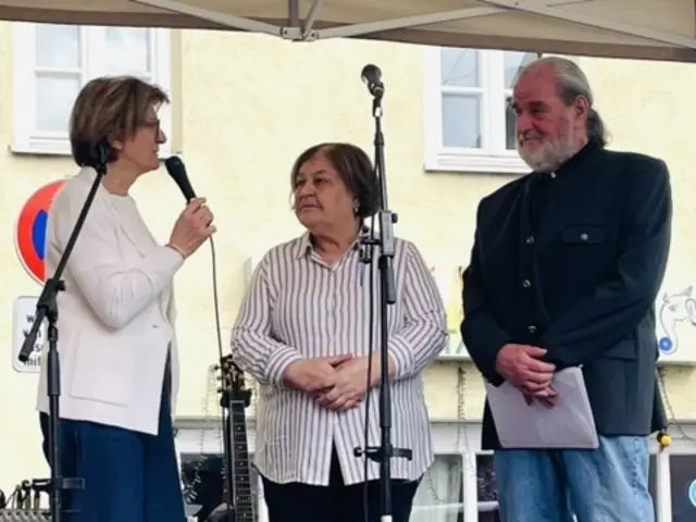 Christine Oppitz-Plörer, Evelin Litterbach und Franz Litterbach | Foto: Krackl