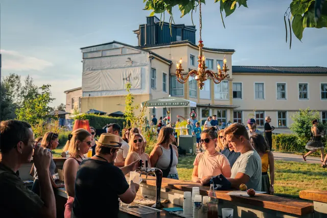 Highlight im Sommer: Das große Open-Air im Garten. | Foto: Tobi Gast