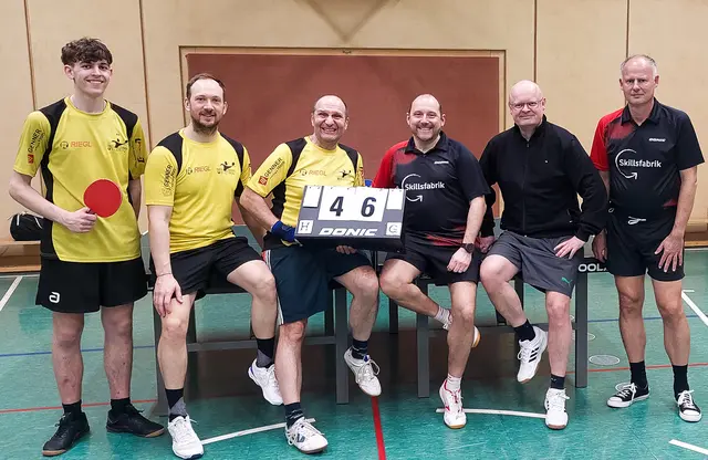 David Fux, Thomas Mayr, Burghard Reiss, Michael Hass, Dieter Maiser und Michael Stotterer.
 | Foto: Union Horn - Sektion Tischtennis