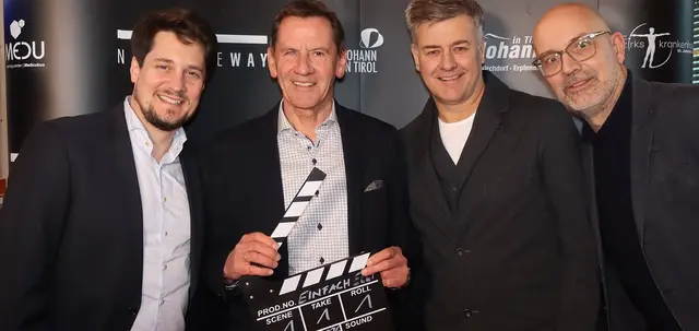 Eine kleine Abordnung des Hauses war auch bei der offiziellen Premiere in München dabei. | Foto: BKH St. Johann