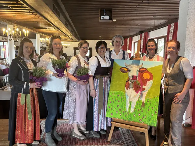 Ausgewählte Bäuerinnen gaben einen Einblick in ihren Alltag. | Foto: MeinBezirk