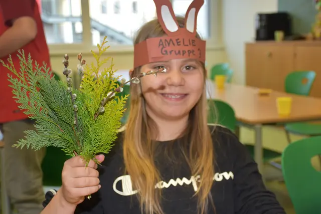 Zum großen Frühlingsfest mit dem Osterhasen luden die Direktorin der Volksschule Pabneukirchen Doris Kurus und ihr Lehrerteam. Mit dabei Seniorenbund, Elternverein und Kindergarten. | Foto: Zinterhof
